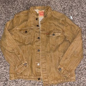 Levi’s Trucker Jacket